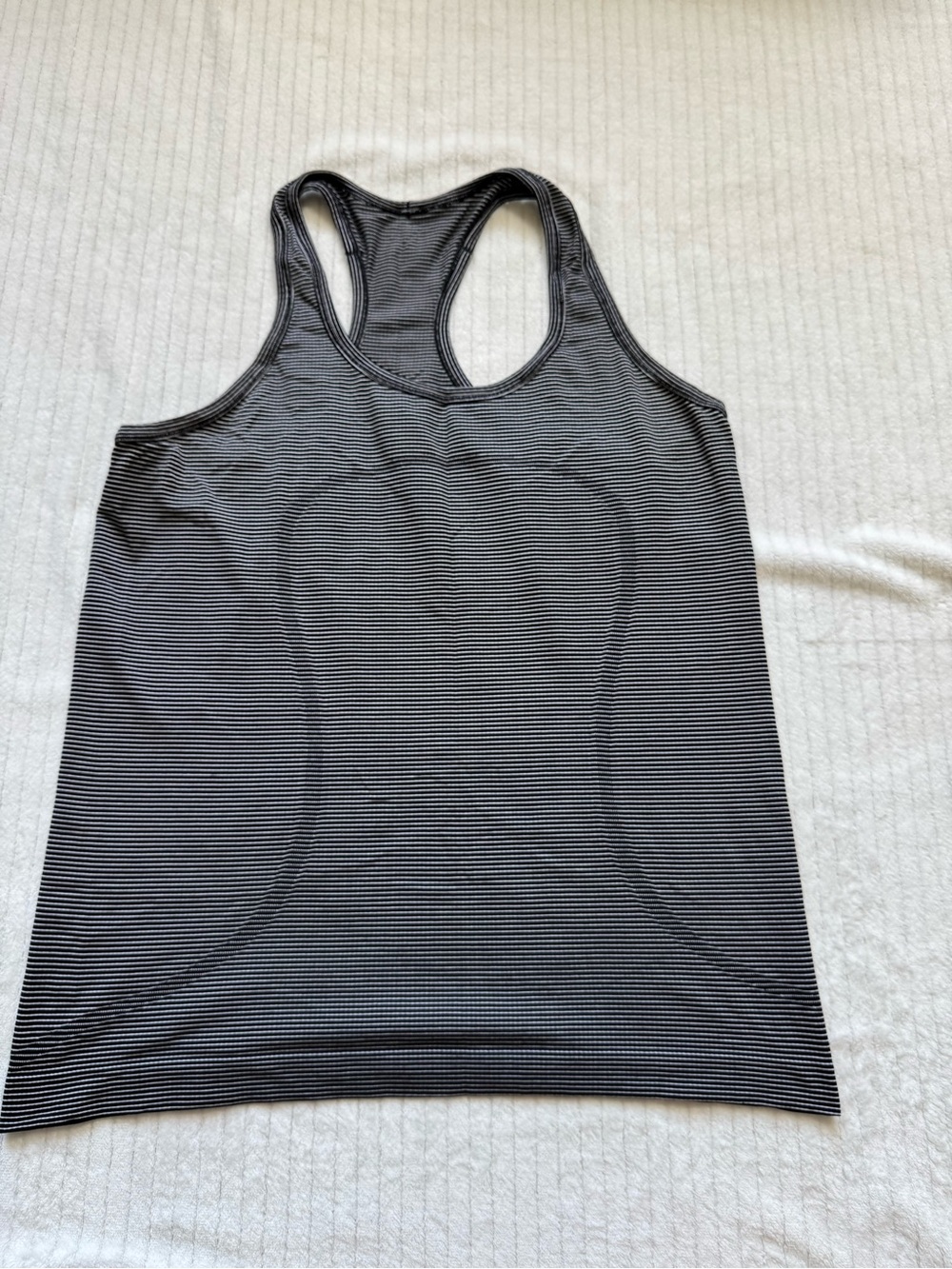 lululemon athletica Black & Gray Fine-Stripe Racerback Crop Tank - Picture 5 of 6